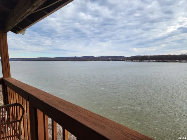 $110,000 | 12 Cedar Point Drive, Cave In Rock, IL 62919