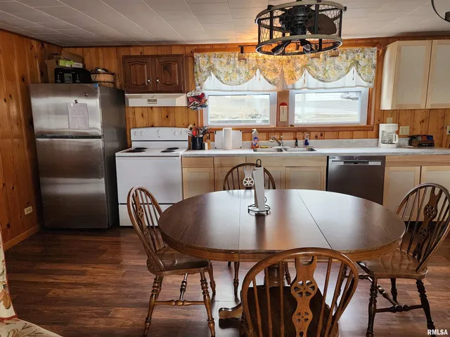 $110,000 | 12 Cedar Point Drive, Cave In Rock, IL 62919