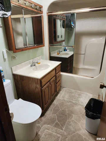 $110,000 | 12 Cedar Point Drive, Cave In Rock, IL 62919