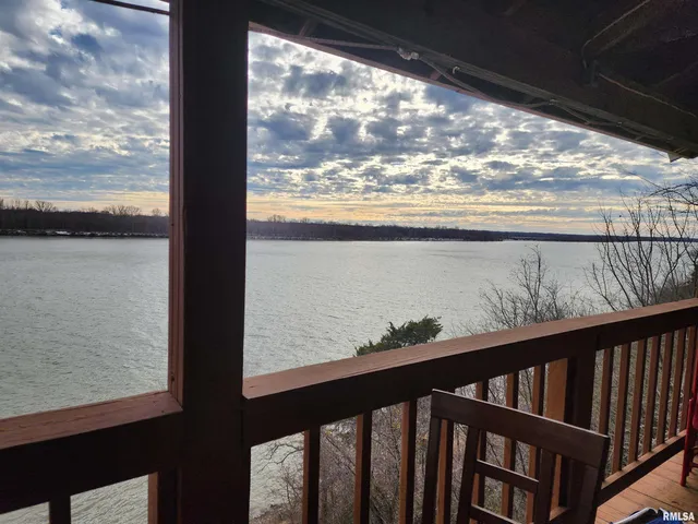 $110,000 | 12 Cedar Point Drive, Cave In Rock, IL 62919
