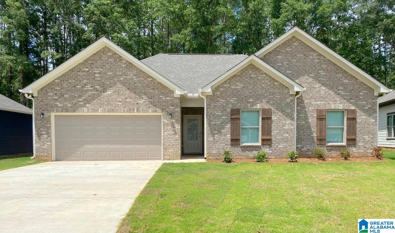 275 Avalon Way Clanton, AL 35045 - Photo 1 of 15