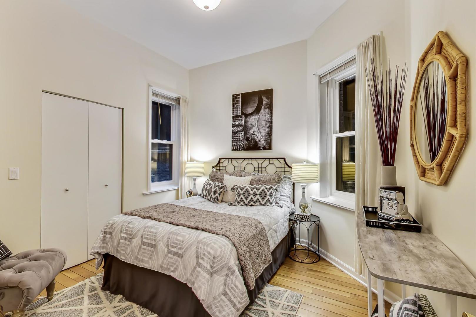 2033 North Racine Avenue, Unit 2C Chicago, IL 60614 - Photo 12 of 18
