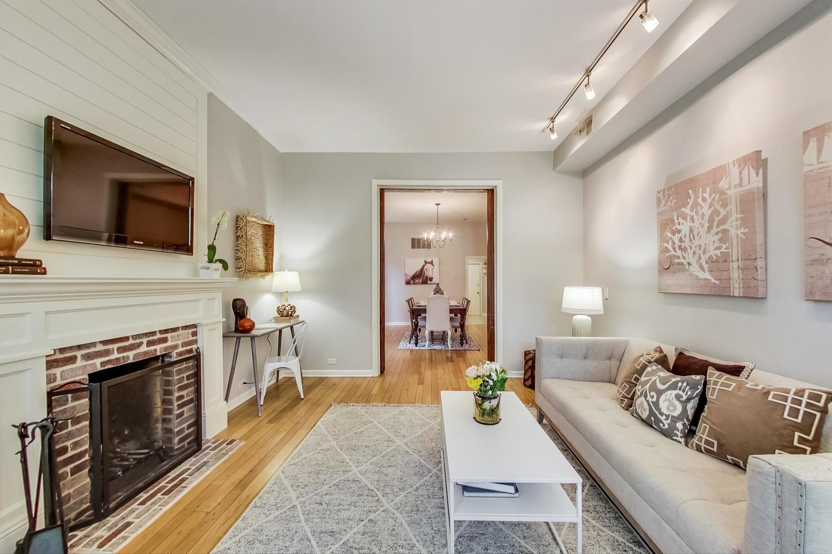 2033 North Racine Avenue, Unit 2C Chicago, IL 60614 - Photo 5 of 18