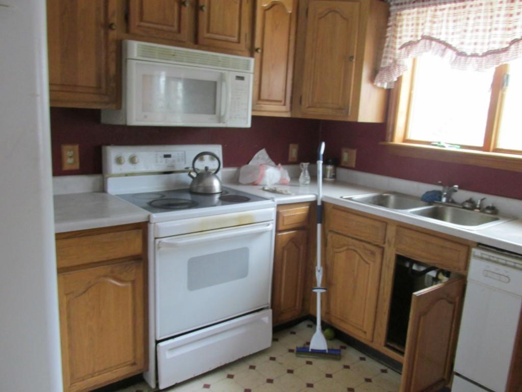 132 Airline Road Clifton, ME 04428 - Photo 3 of 13 Photo