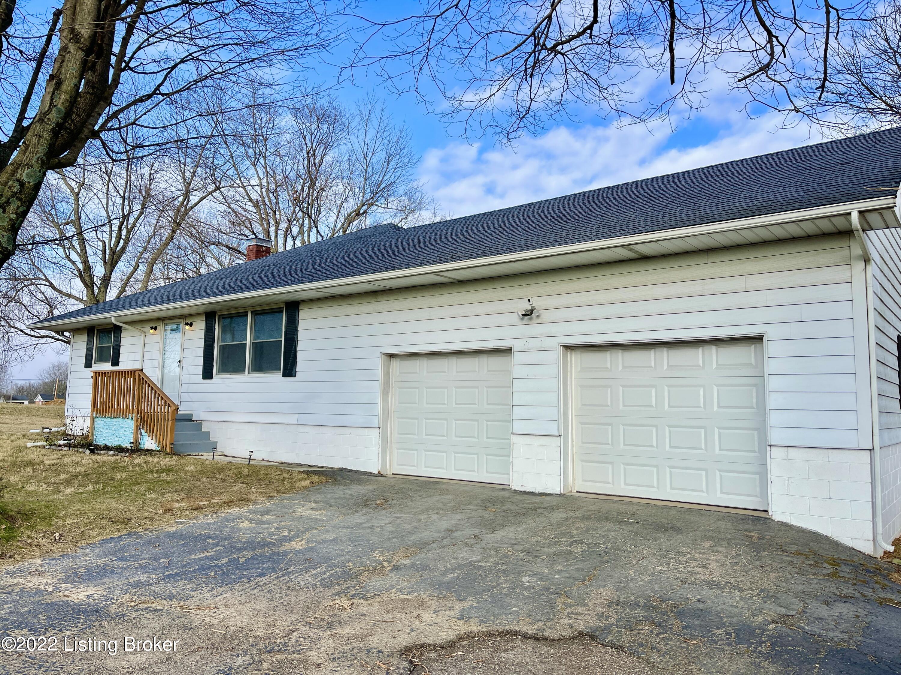 769 Rogersville Road Radcliff, KY 40160 - Photo 2 of 38 IMG_1496