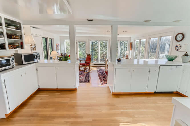 76 State Road Chilmark, MA 02535 - Photo 20 of 79