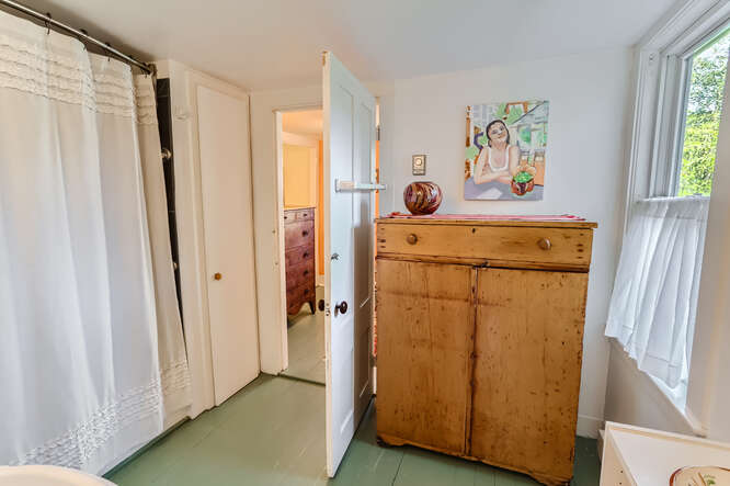 76 State Road Chilmark, MA 02535 - Photo 33 of 79 a utility room with dryer and washer