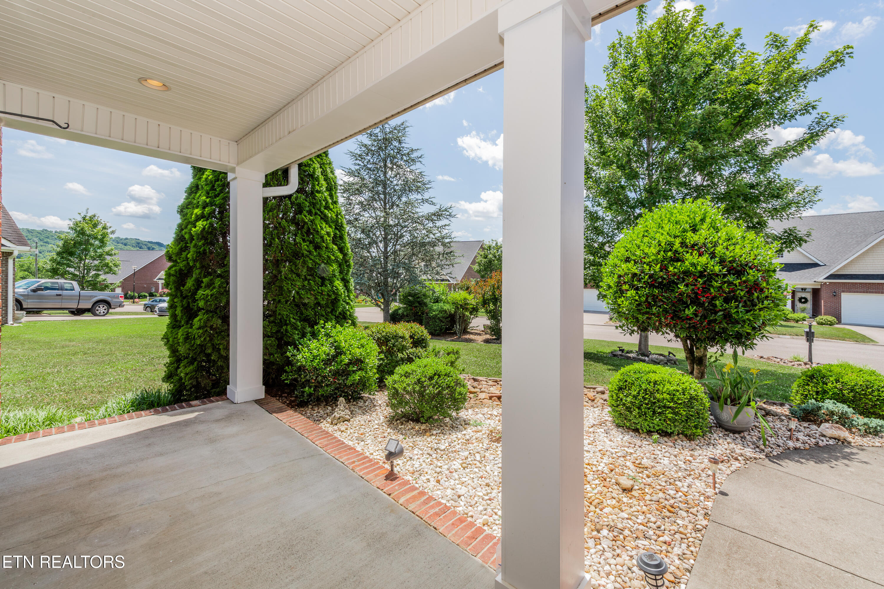 120 Meridian Way Clinton, TN 37716 - Photo 34 of 47 DSC_3884
