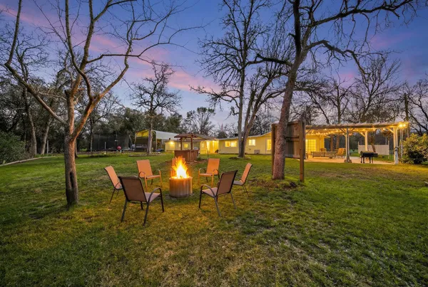 $359,900 | 13693 Kitty Hawk Lane, Redding, CA 96003