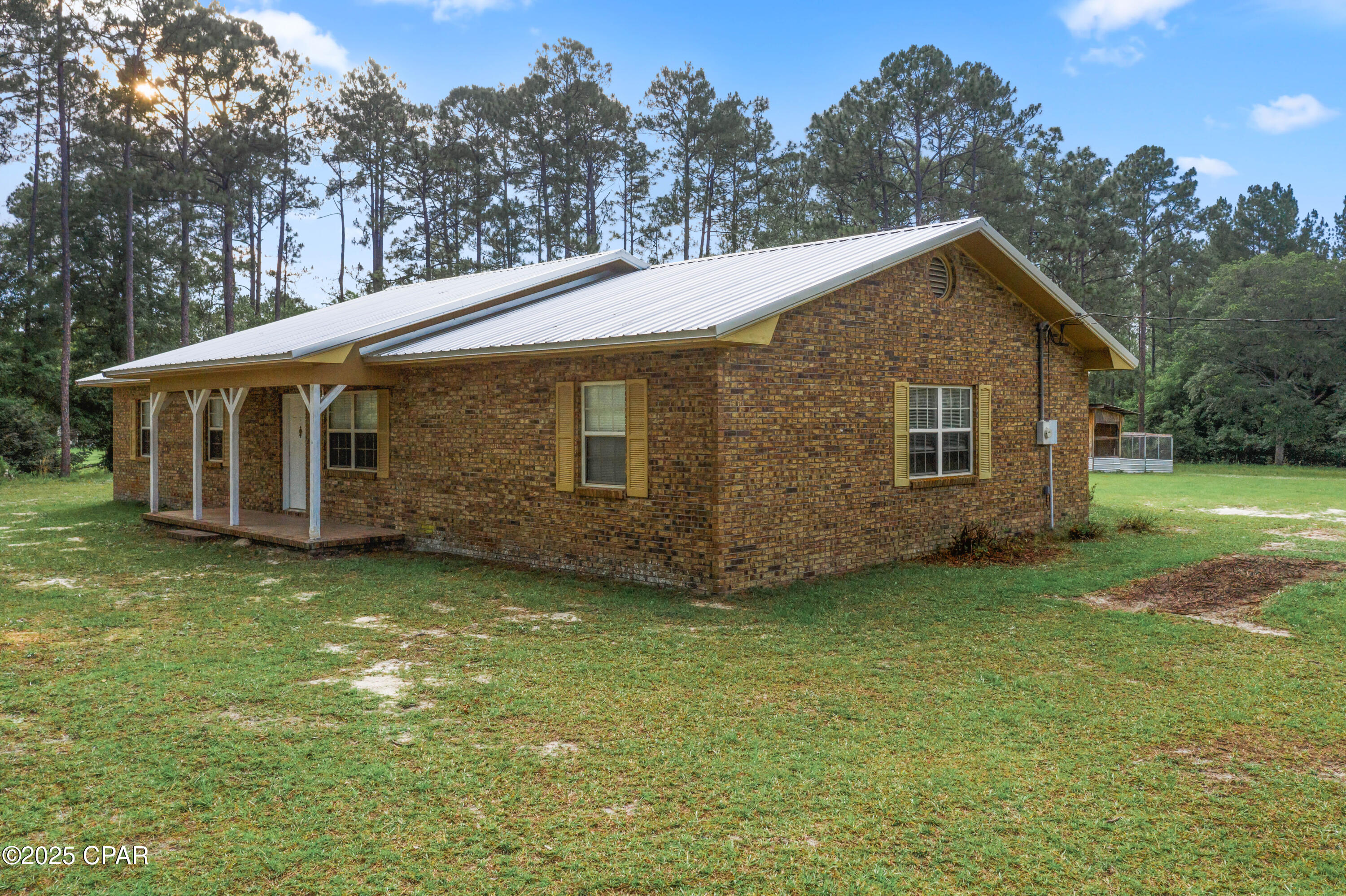 4808 Creek Road Vernon, FL 32462 - Photo 16 of 41 Gallery Image 16