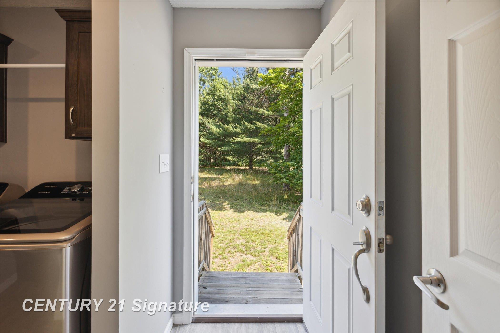 8414 North Sturgeon Road Midland, MI 48642 - Photo 11 of 40 Gallery Image 11