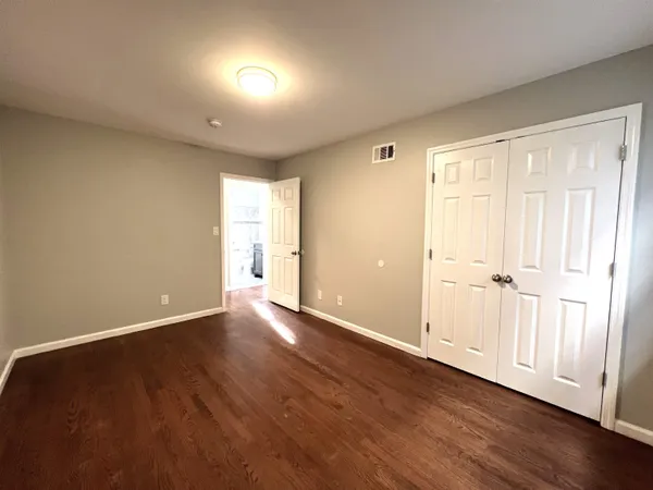 $3,500 | 25 Wallis Avenue, Unit 1, Jersey City, NJ 07306