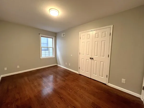 $3,500 | 25 Wallis Avenue, Unit 1, Jersey City, NJ 07306