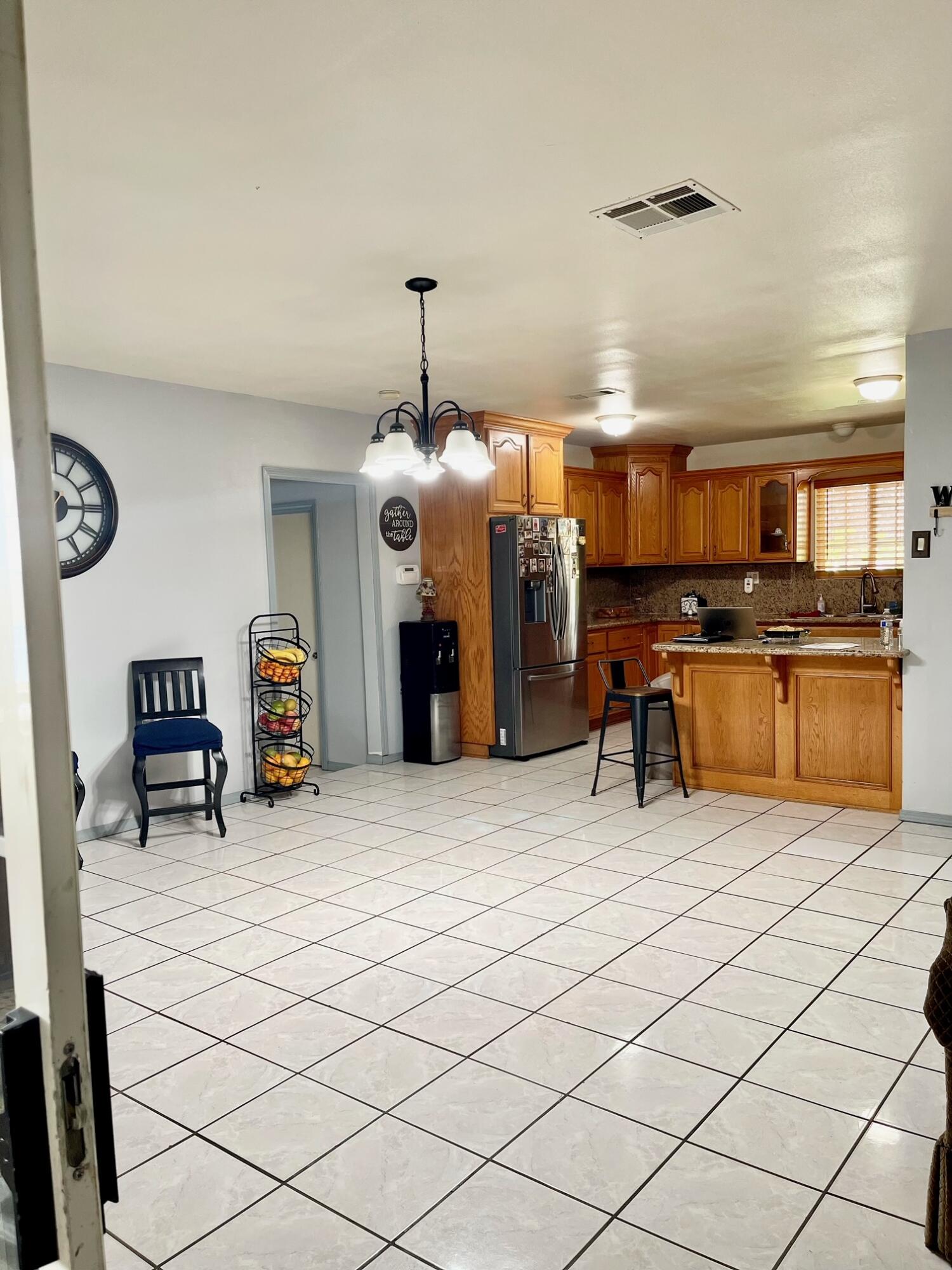 40529 12th Street West Palmdale, CA 93551 - Photo 11 of 16 image0 (1).jpeg1