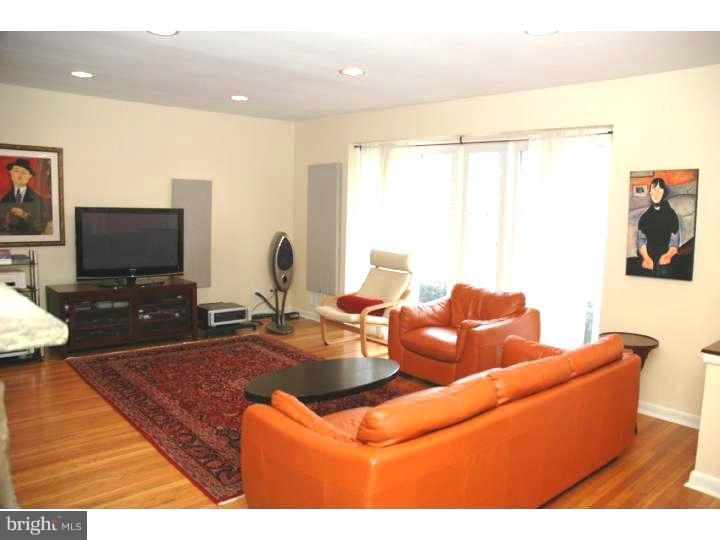 121 Whitemarsh Road Ardmore, PA 19003 - Photo 3 of 20 Living Room