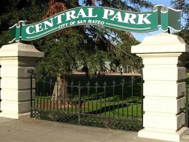 a view of a house with garden