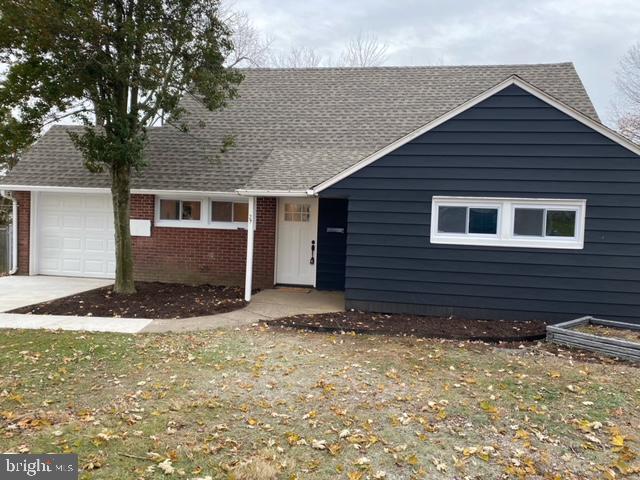 29 Hillside Road Levittown, PA 19056 - Photo 1 of 36 Gallery Image 1