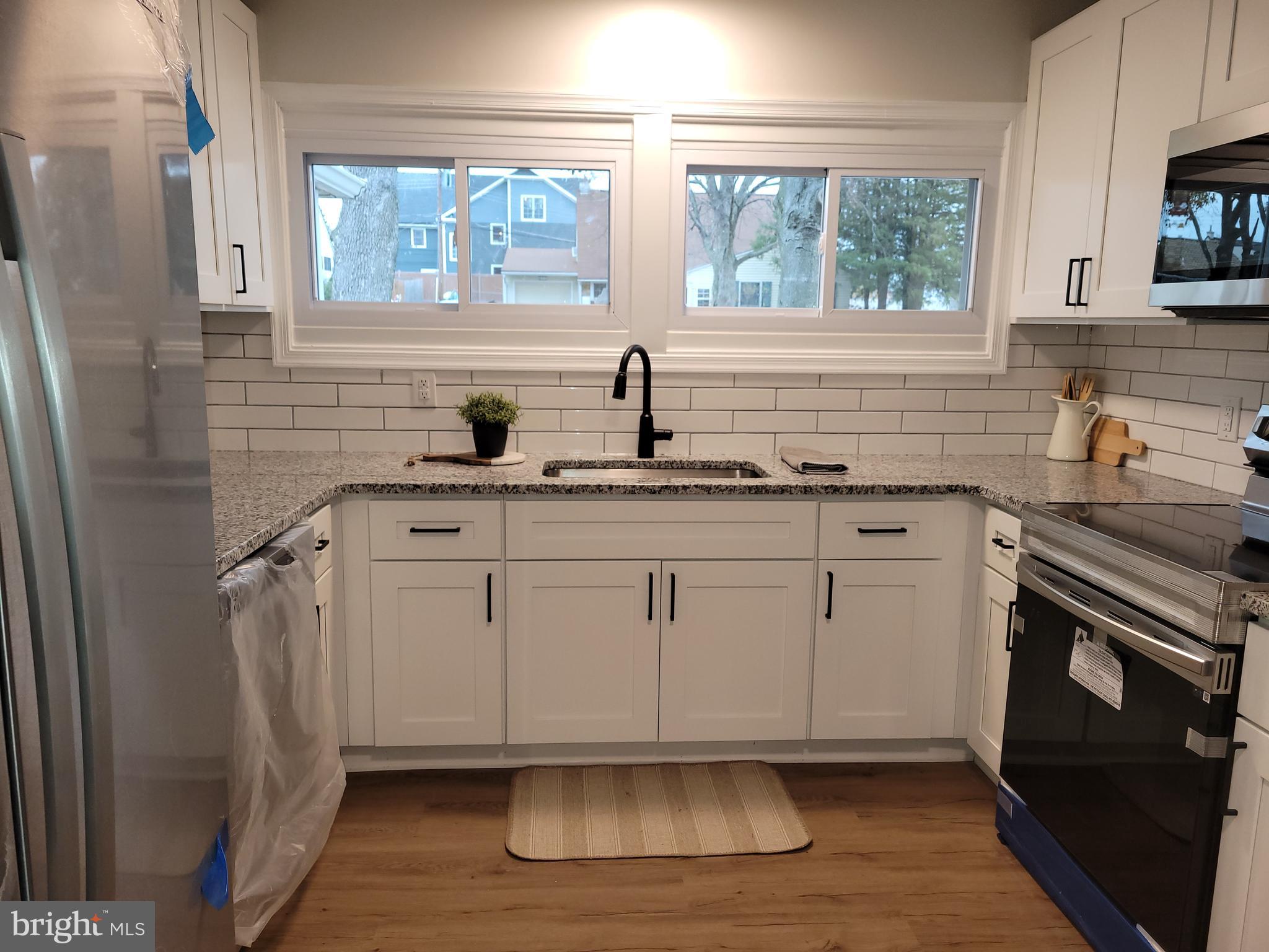 29 Hillside Road Levittown, PA 19056 - Photo 12 of 36 Gallery Image 12