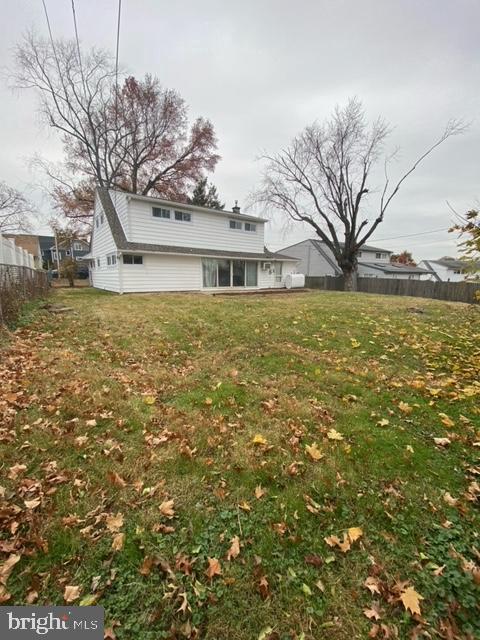 29 Hillside Road Levittown, PA 19056 - Photo 6 of 36 Gallery Image 6