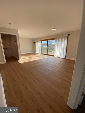 29 Hillside Road Levittown, PA 19056 - Photo 8 of 36 Gallery Image 8