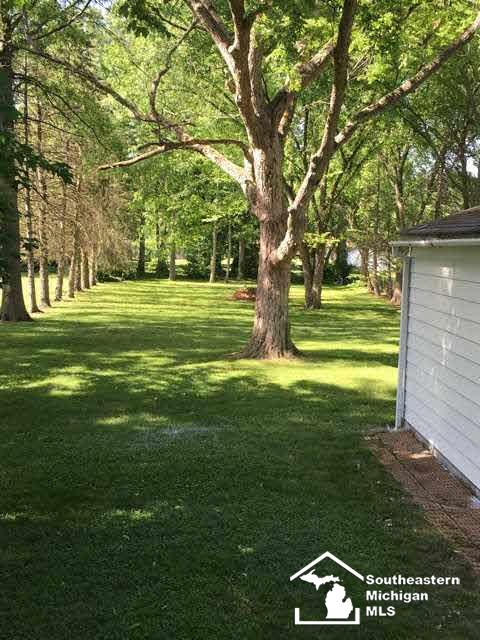 1114 West Temperance Road Temperance, MI 48182 - Photo 24 of 27 Back Yard