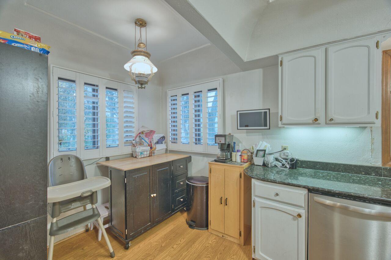 2802 2nd Avenue East Hibbing, MN 55746 - Photo 13 of 57