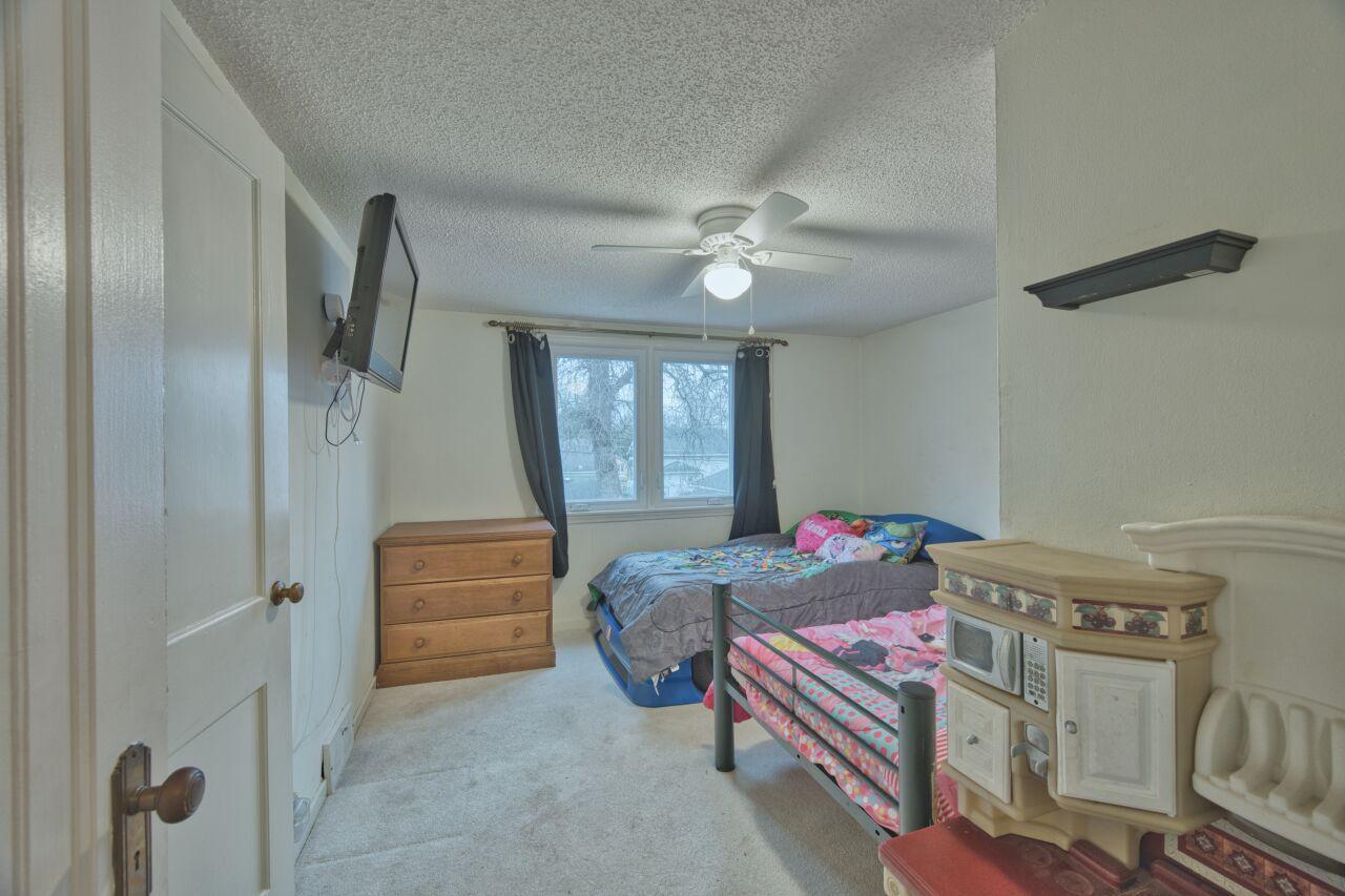 2802 2nd Avenue East Hibbing, MN 55746 - Photo 18 of 57