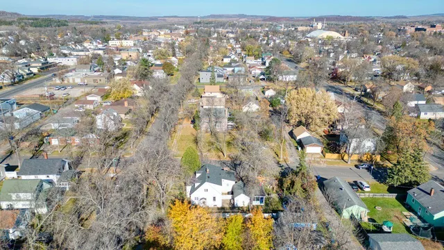 $155,000 | 2802 2nd Avenue East, Hibbing, MN 55746