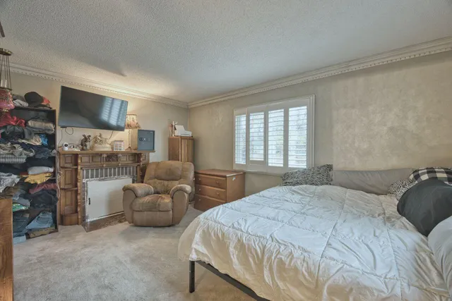 $155,000 | 2802 2nd Avenue East, Hibbing, MN 55746