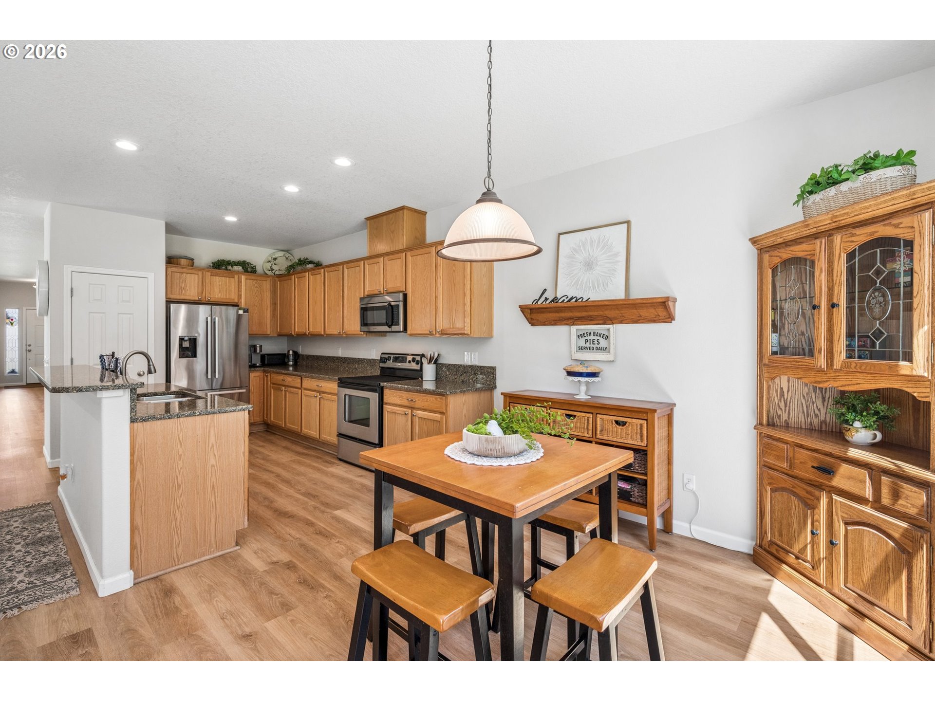 28680 Southeast Ash Tree Place Boring, OR 97009 - Photo 20 of 48 Kitchen/Nook