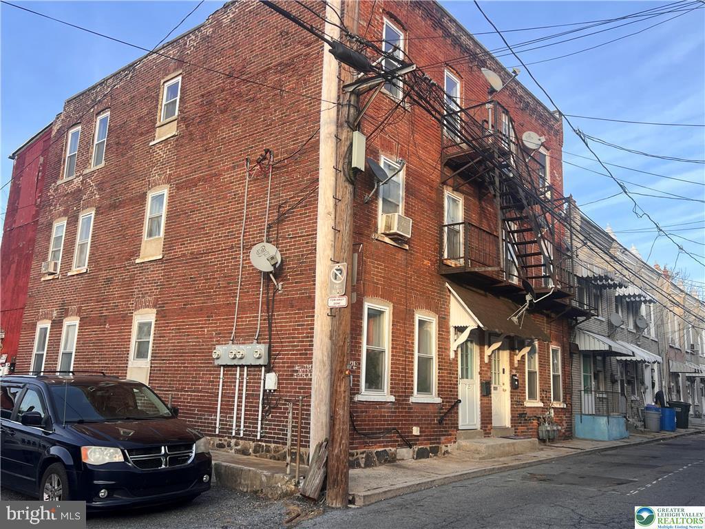 735 Laufer Street Bethlehem, PA 18015 - Photo 20 of 22 a car parked in front of a building