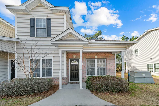 $215,000 | 117 Maddux Lane, Unit E, Myrtle Beach, SC 29588