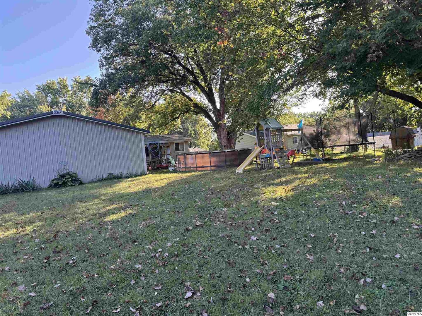 419 Willow Street Payson, IL 62360 - Photo 3 of 4