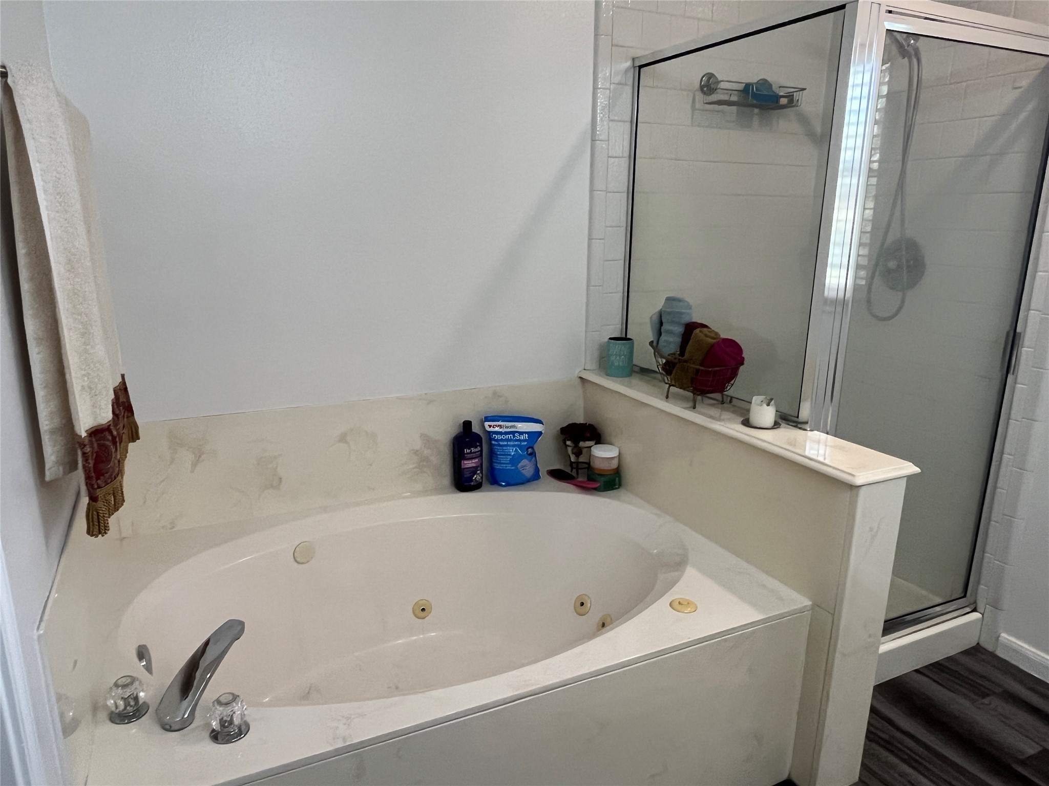 28723 Sedgefield Street Spring, TX 77386 - Photo 15 of 27 a bathroom with a sink and a tub