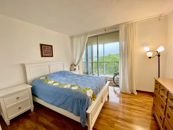 $2,550 | 1750 Northeast 191st Street, Unit 600, Miami, FL 33179