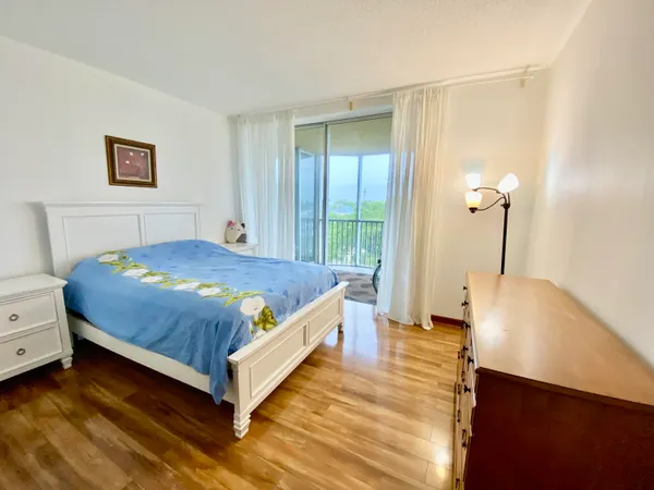 $2,550 | 1750 Northeast 191st Street, Unit 600, Miami, FL 33179