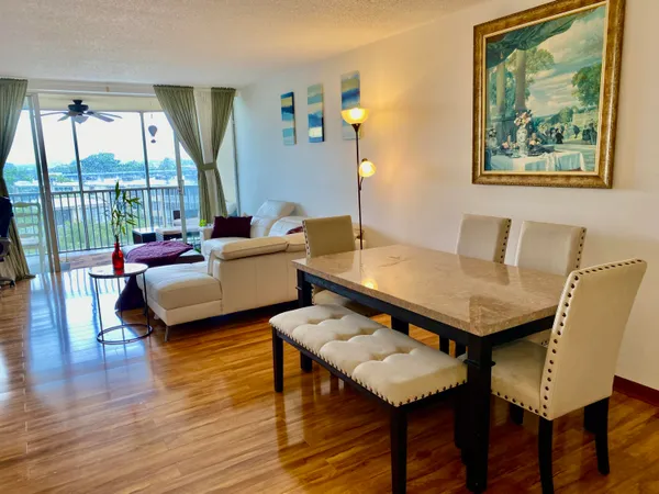 $2,550 | 1750 Northeast 191st Street, Unit 600, Miami, FL 33179