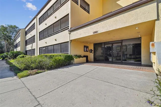 $189,900 | 13612 South Village Drive, Unit 5311, Tampa, FL 33618