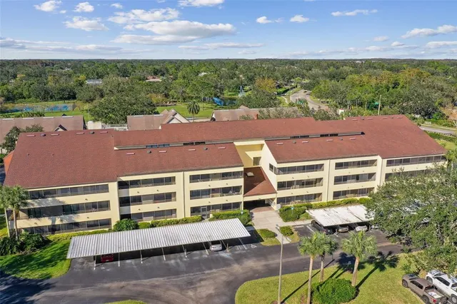 $189,900 | 13612 South Village Drive, Unit 5311, Tampa, FL 33618