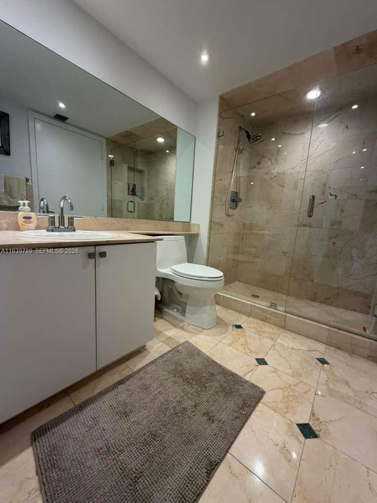 90 Alton Road, Unit 2912 Miami Beach, FL 33139 - Photo 20 of 31