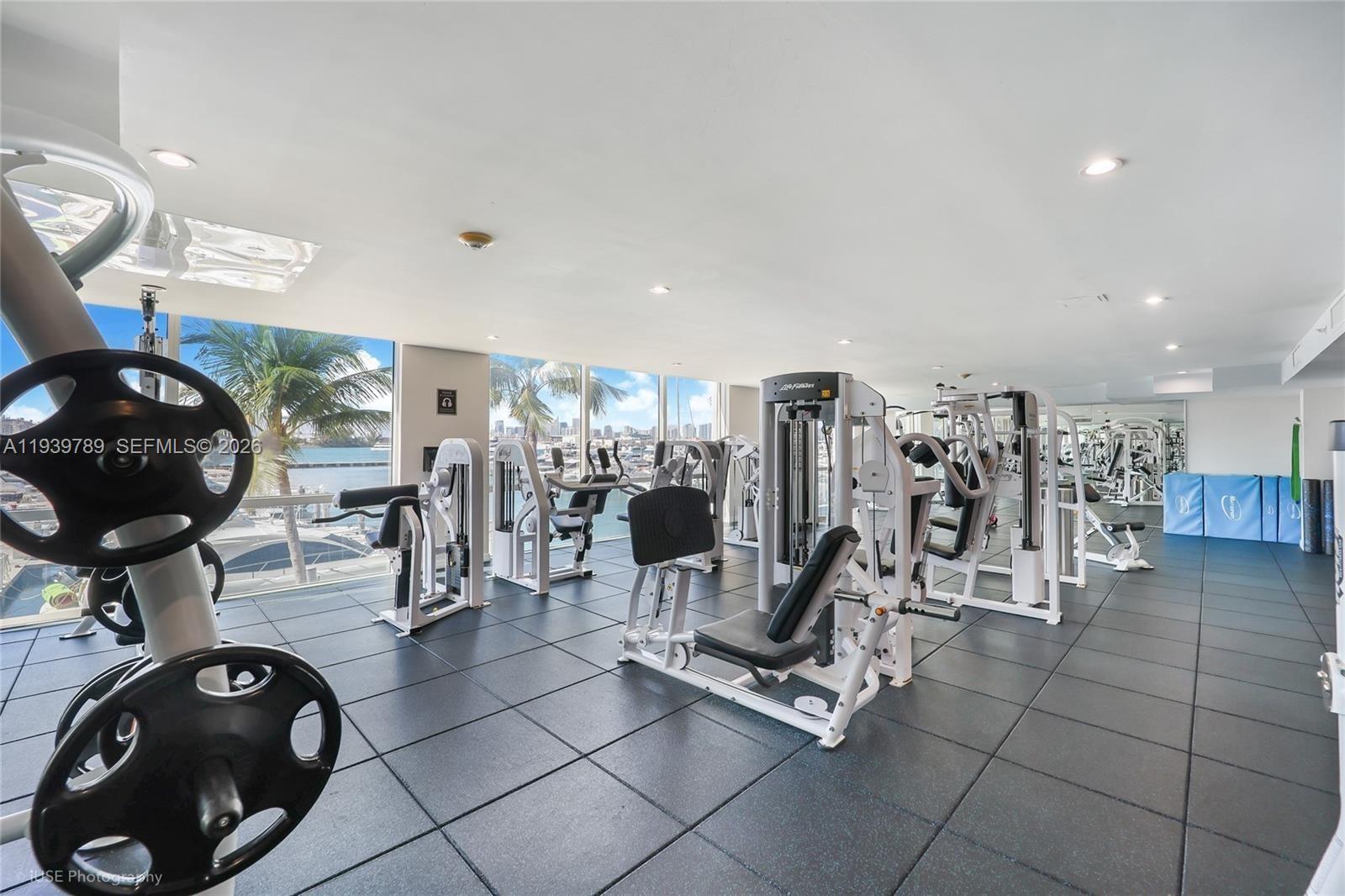 90 Alton Road, Unit 2912 Miami Beach, FL 33139 - Photo 22 of 31