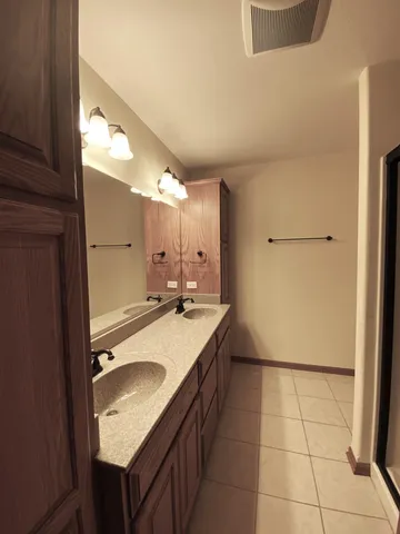 $399,000 | 122 Summit Court, Unit 2502, Columbus, WI 53925