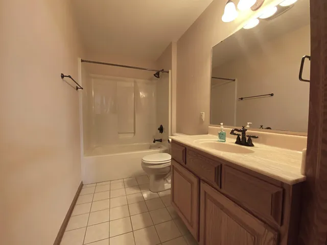 $399,000 | 122 Summit Court, Unit 2502, Columbus, WI 53925