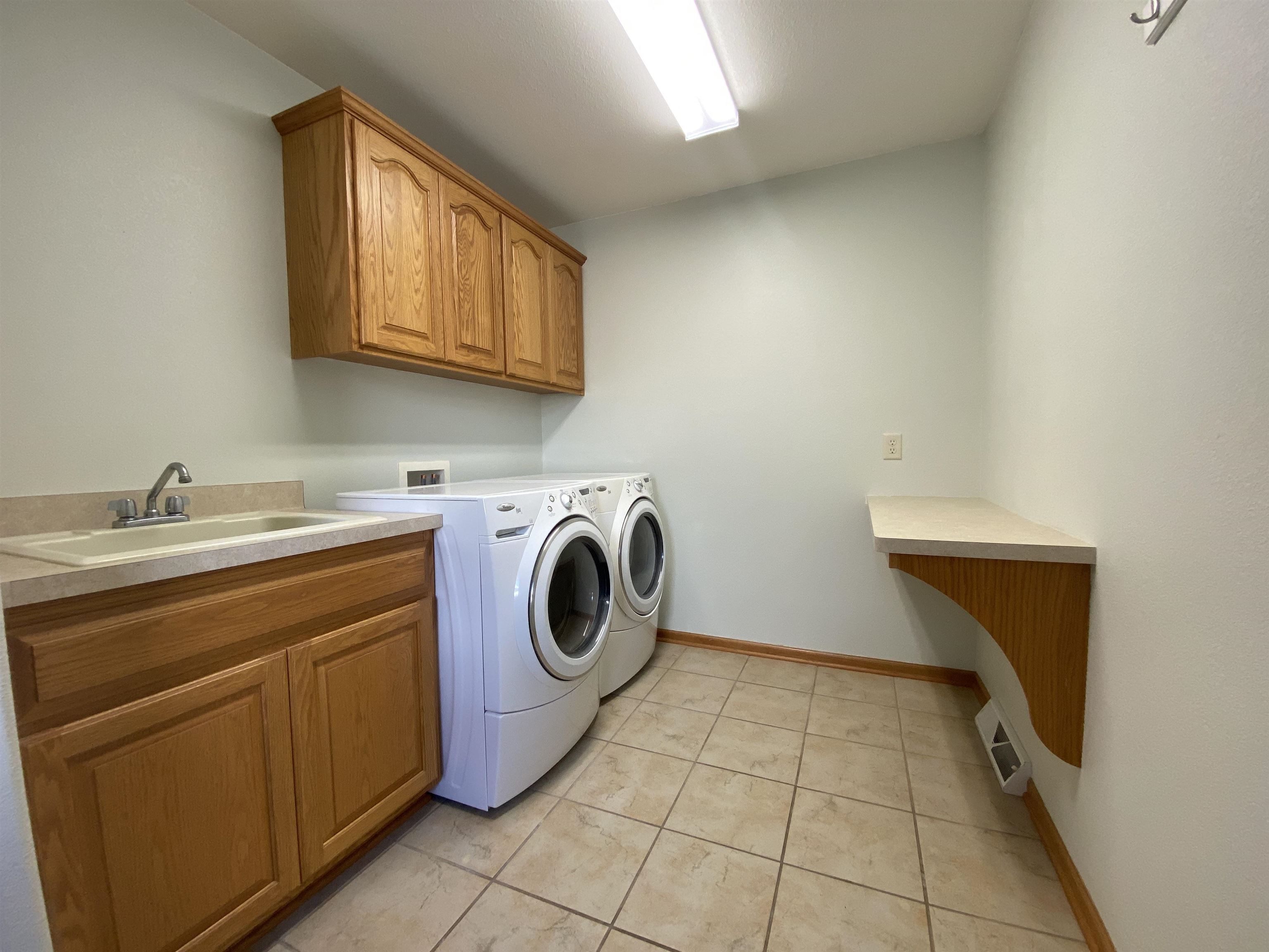 122 Summit Court, Unit 2502 Columbus, WI 53925 - Photo 29 of 46