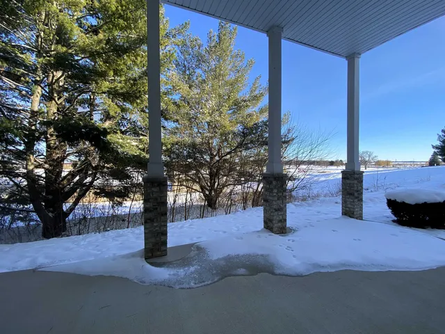 $399,000 | 122 Summit Court, Unit 2502, Columbus, WI 53925