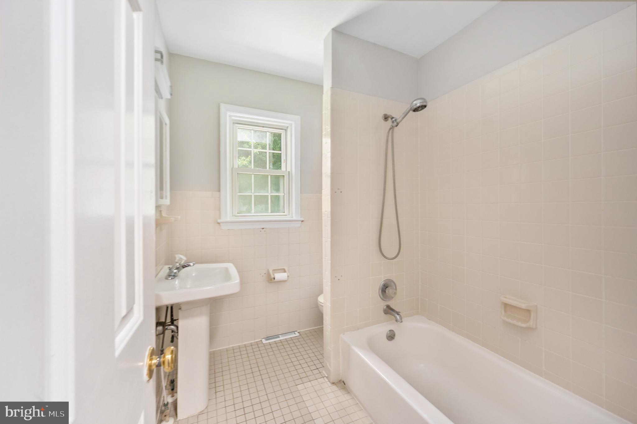 6499 Briggs Road Warrenton, VA 20187 - Photo 31 of 53