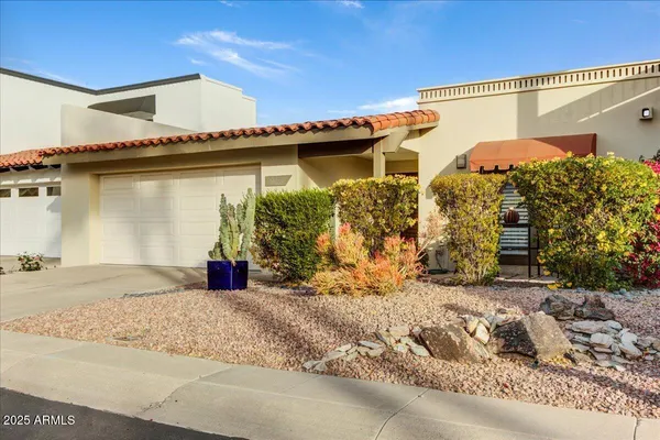 $749,900 | 2631 East Beekman Place, Phoenix, AZ 85016