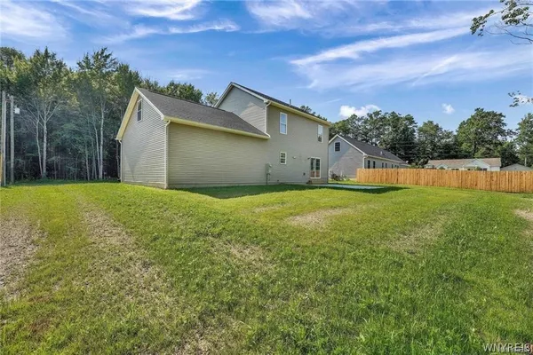 $439,900 | 26 Rosalind Drive, Evans, NY 14006