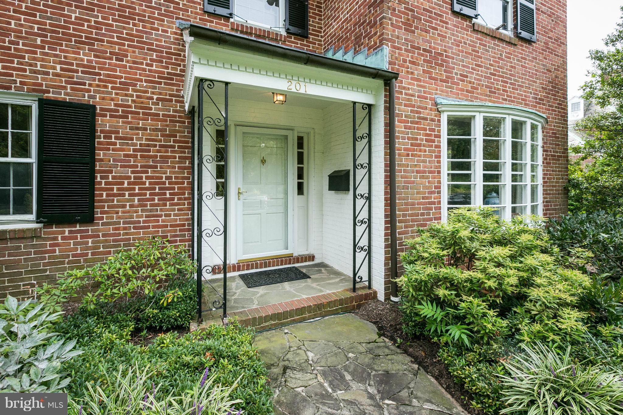 201 Kemble Road Baltimore, MD 21218 - Photo 3 of 30 Exterior (Front)