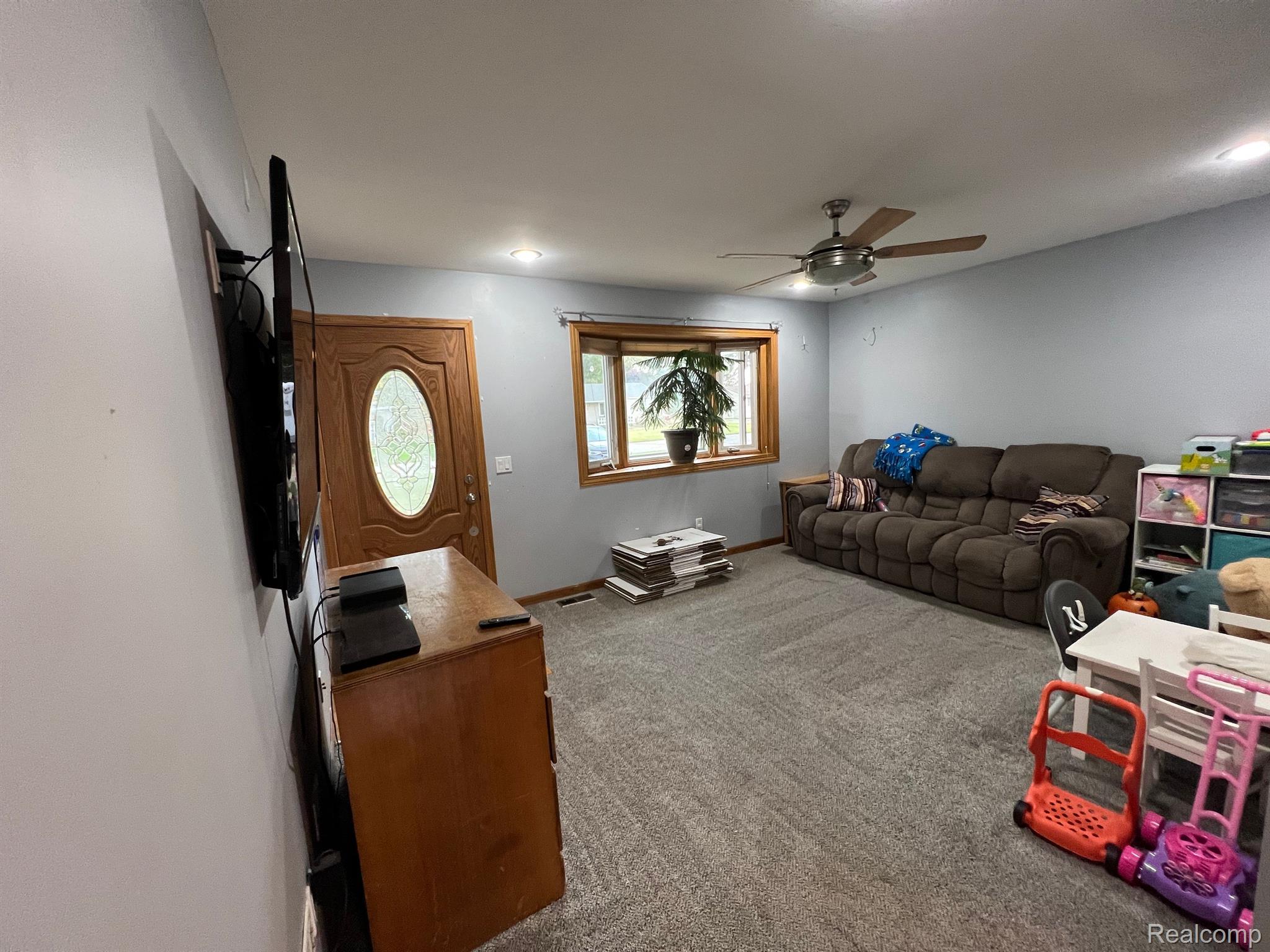 45267 Gable Inn Street Utica, MI 48317 - Photo 15 of 24 Gallery Image 15